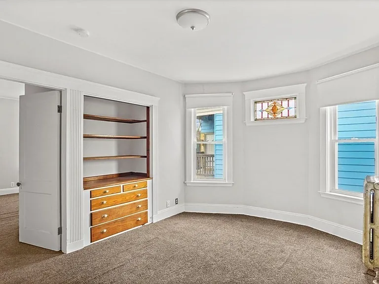 9 Sumner Sq #3 — Photo 4
