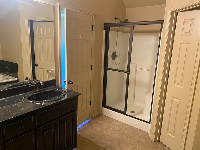 450 Remson Ln — Photo 28
