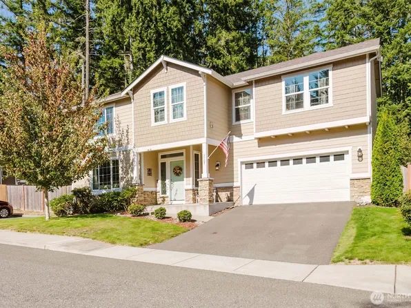 3707 SE Chesterton Drive, Port Orchard, WA 98366