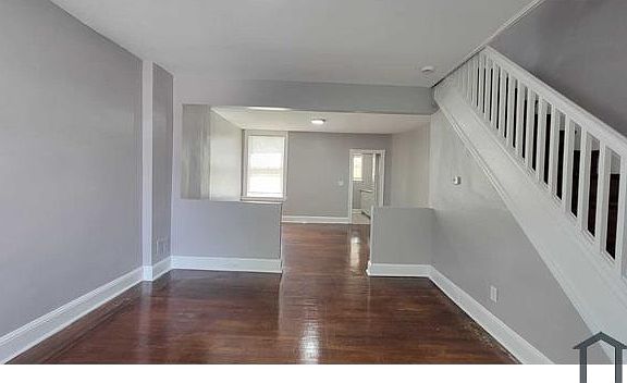 5th image of 1922 Griffis Ave