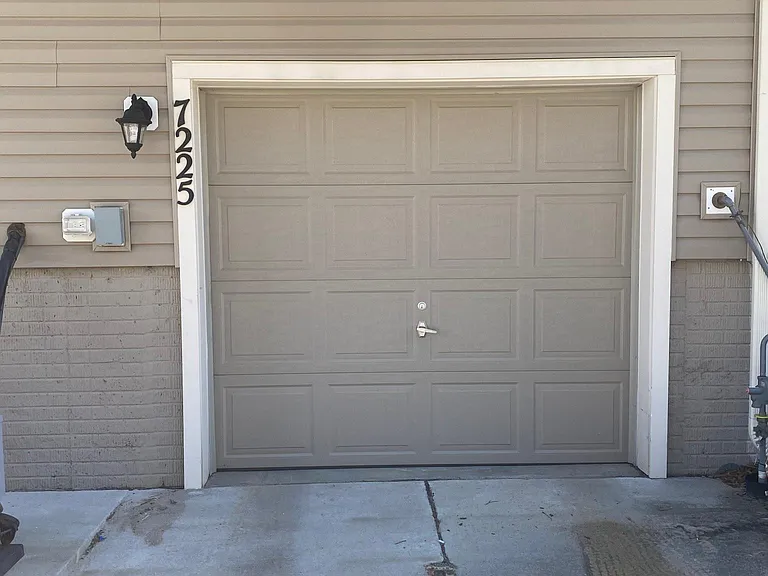 7225 Barrberry Ln — Photo 50
