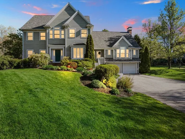 3 Plum Tree Ct, South Hamilton, MA 01982