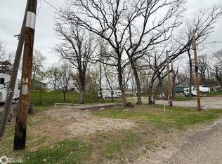 5134 Aurora Dr, Brooklyn, IA 52211