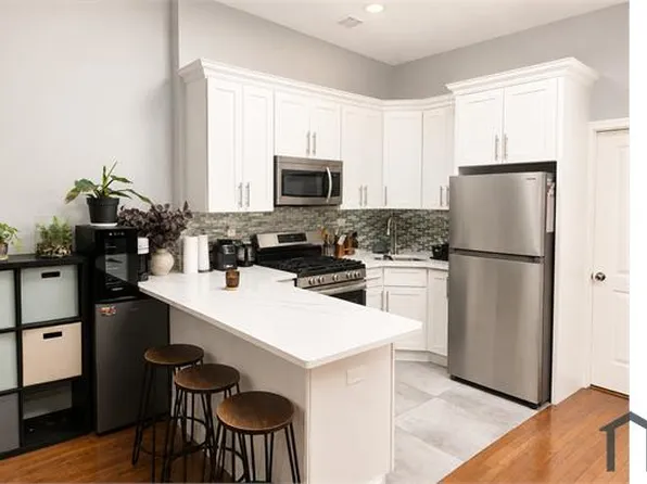 10409 101st Ave APT 3, Ozone Park, NY 11416