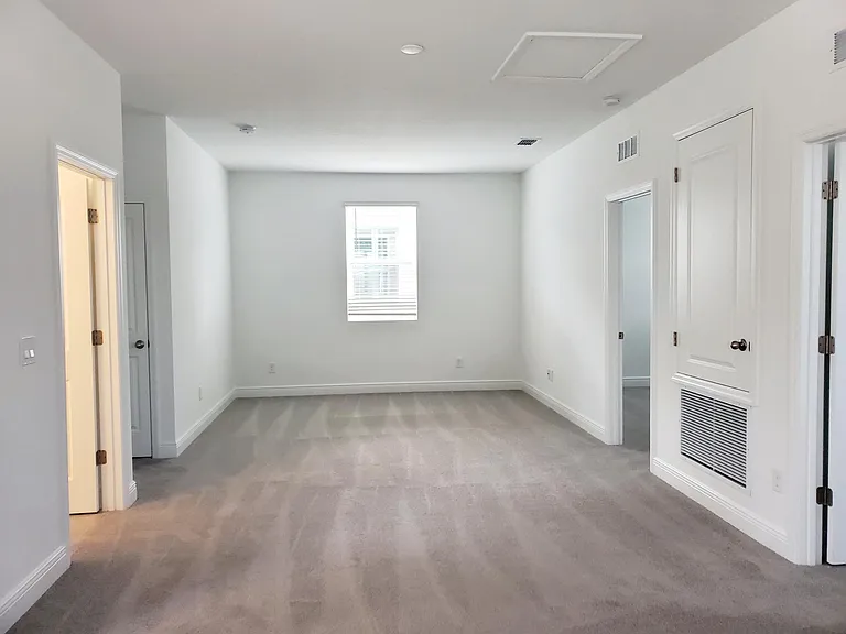 2058 Emerald Springs Dr — Photo 15