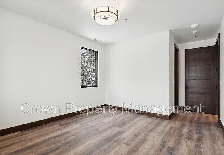 317 Akers Ln #G — Photo 21