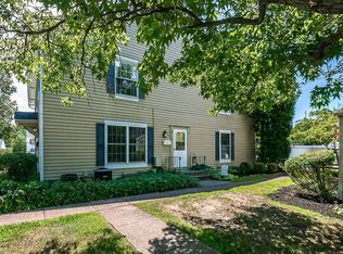 7390 Foxmill Rd #38-D, Mentor, OH 44060