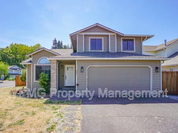 203 NW 146th St, Vancouver, WA 98685