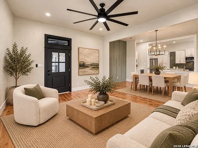 3 bed, 2.0 bath, 1496 sqft, $1,900 — Photo 4