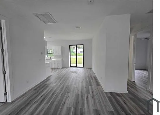 253 Hallmark Ave — Photo 11