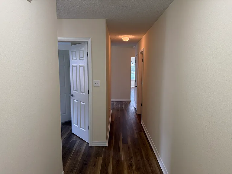 104 Kemper Ln — Photo 18