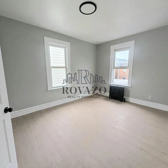 180 Columbia Ave #1 — Photo 3