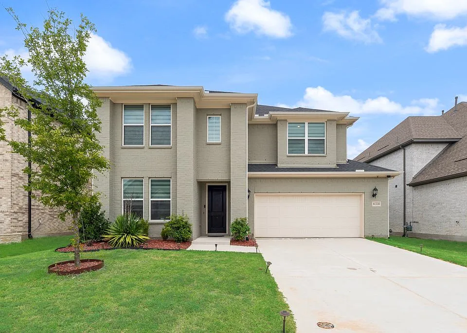 1220 Grass Hollow Pl