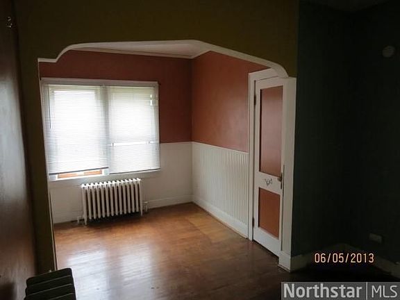 2nd image of 1358 Eleanor Ave