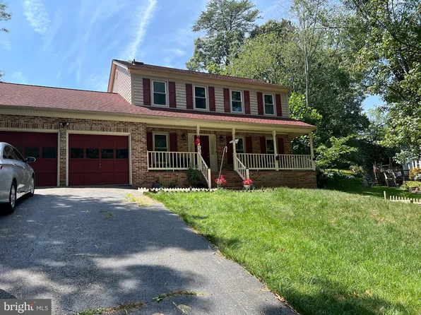 2007 Stateroom Dr, Stafford, VA 22554