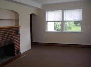 18 Middle St APT 3, Randolph, ME 04346