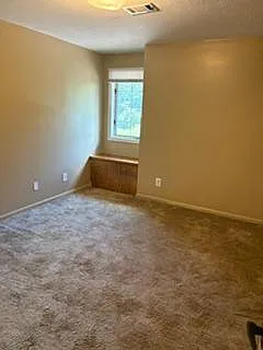 Unit Photo