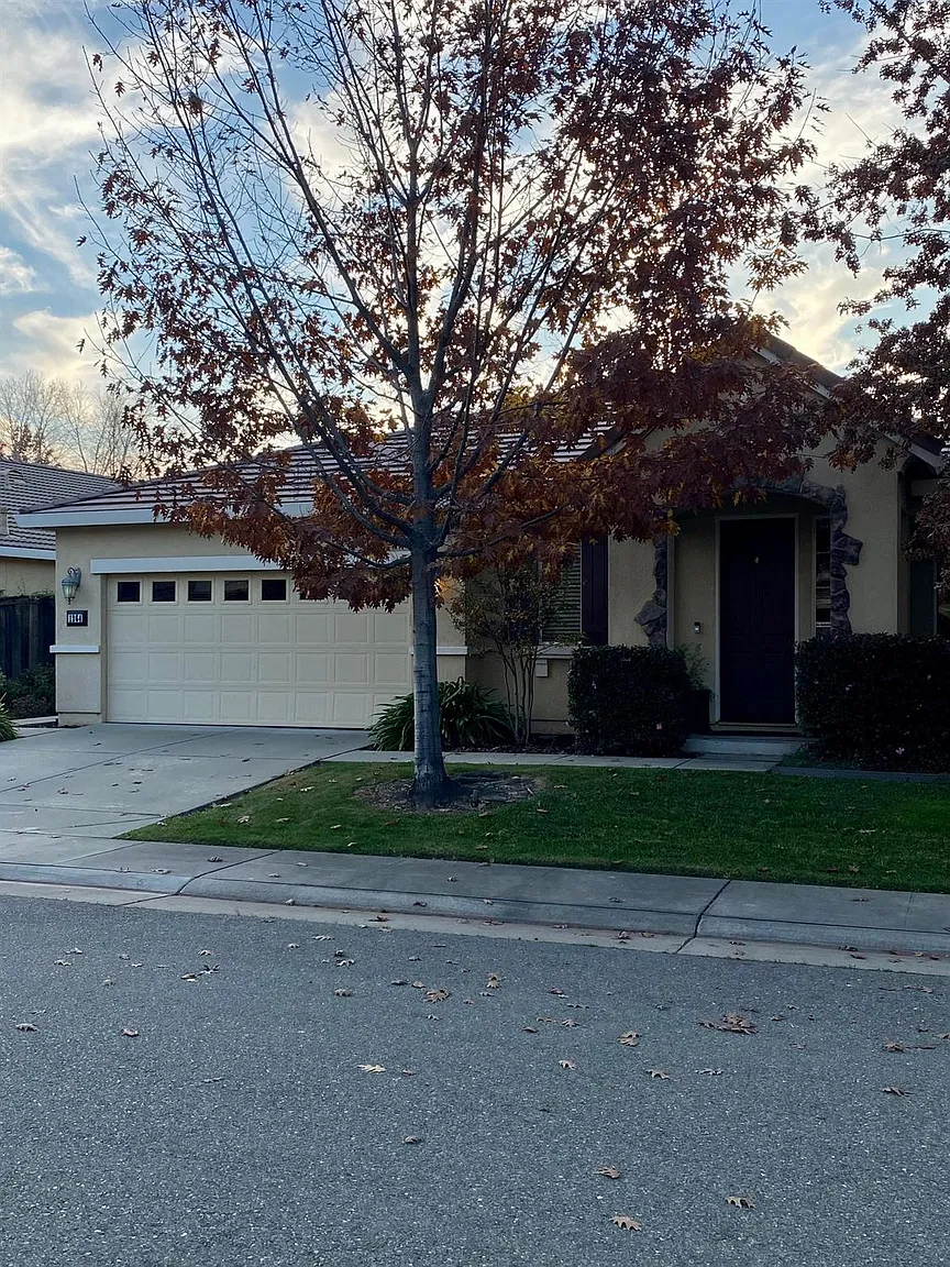 1264 Seymour Cir photo 1