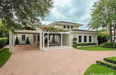 1st image of 2910 Granada Blvd