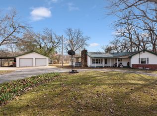 362 S Main St, Ketchum, OK 74349