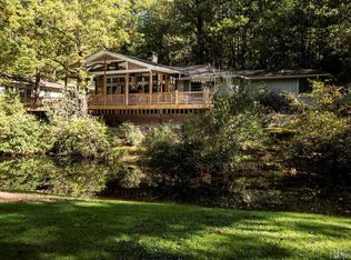 201 Laurel Creek Ln, Sapphire, NC 28774