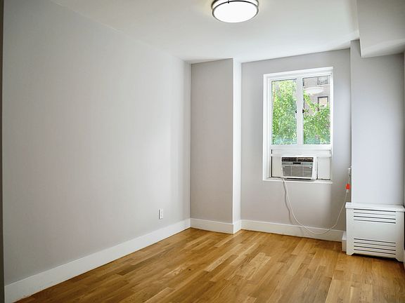 4th image of 752 W End Ave APT 7E