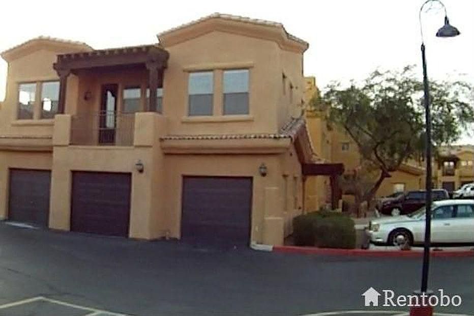 1 of 5 Loft style units at Toscana Lakeside (only 60 units t