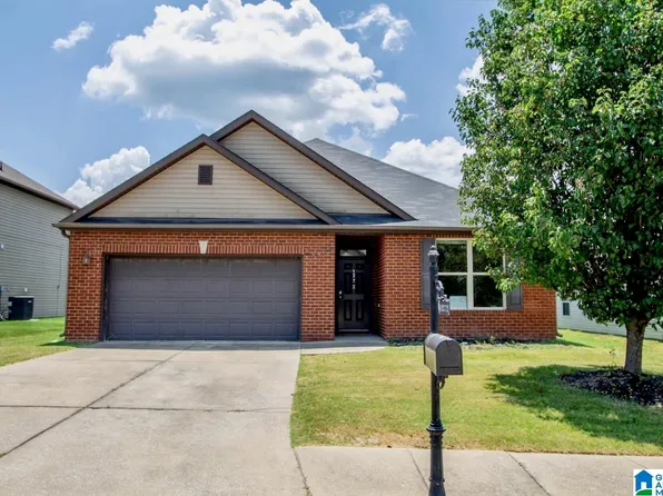 1272 Kensington Blvd, Calera, AL 35040