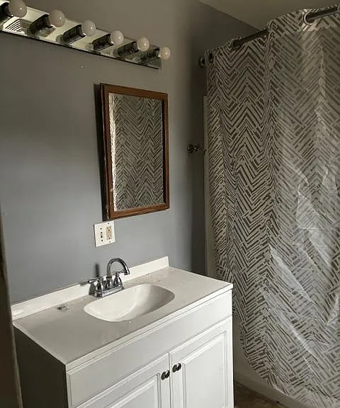 223 Spring St — Photo 10