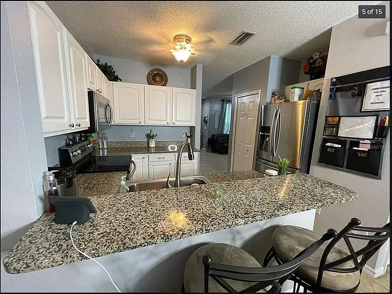 1403 Sedgwick Dr — Photo 6