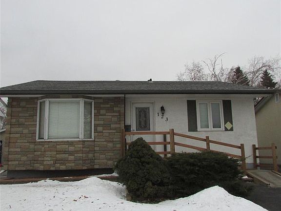 2nd image of 123 Bentley Dr