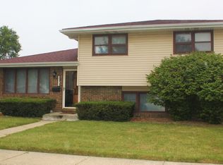14716 Saint Louis Ave, Midlothian, IL 60445