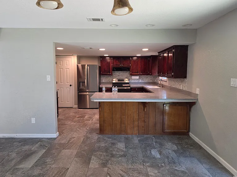 3720 Ray Hardy Dr — Photo 6