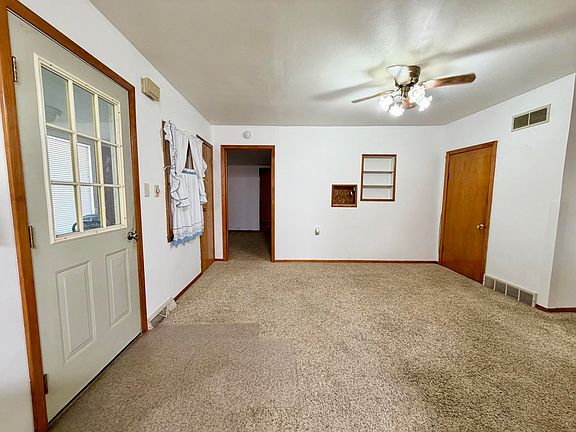 2nd image of 315 S 9th St