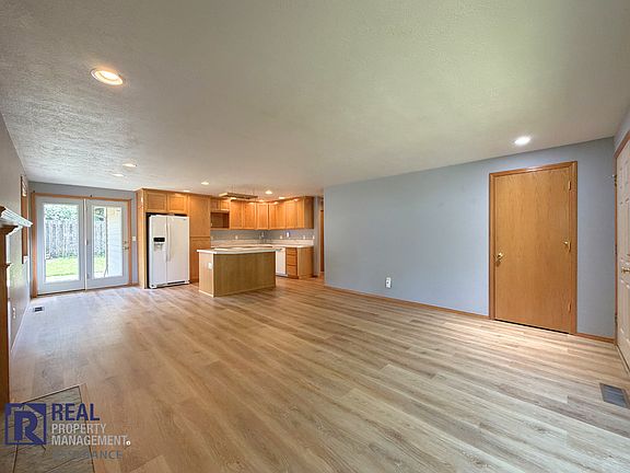 3rd image of 15027 SW Barcelona Way