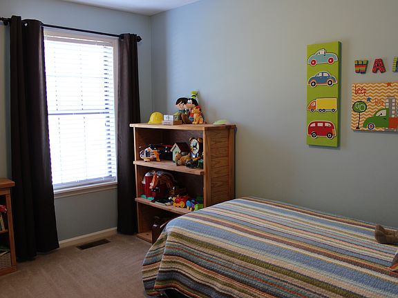 3rd image of 2620 Scenic Lake Cir