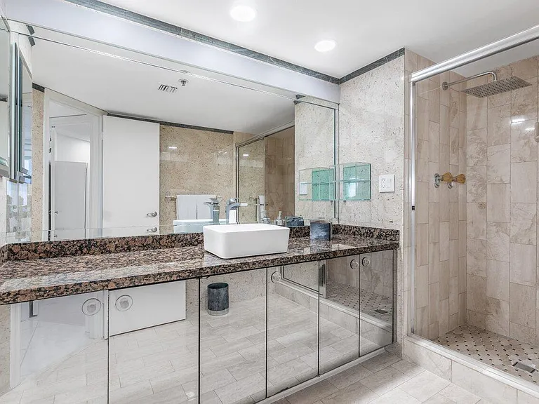 5200 N Ocean Dr #102 — Photo 27