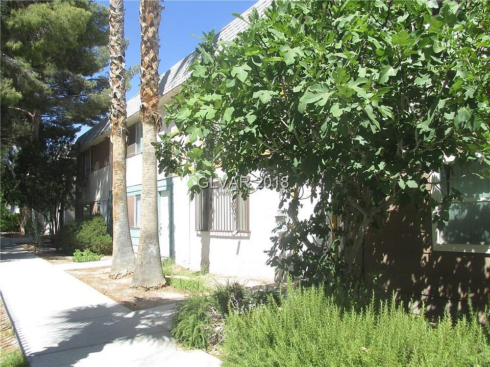 1st image of 339 Greenbriar Townhouse Way