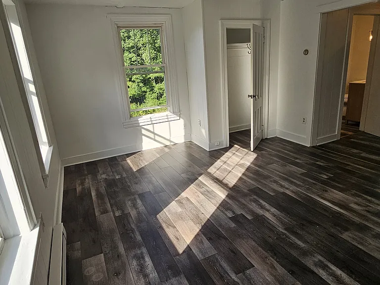 27 Beaver Rd #2 — Photo 1