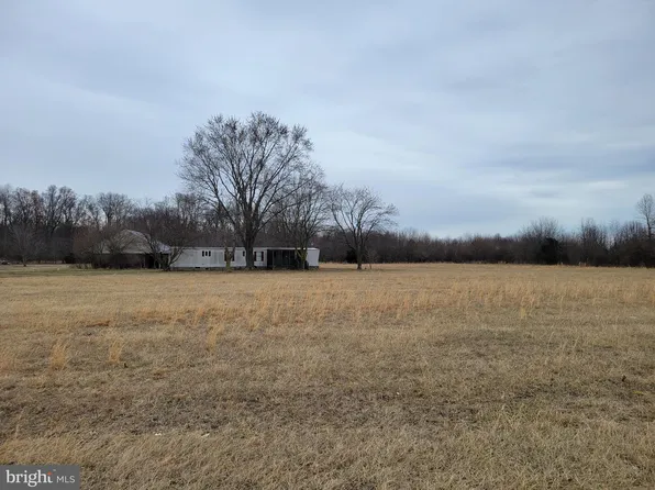 6430 Hopkins Cemetery Rd, Felton, DE 19943