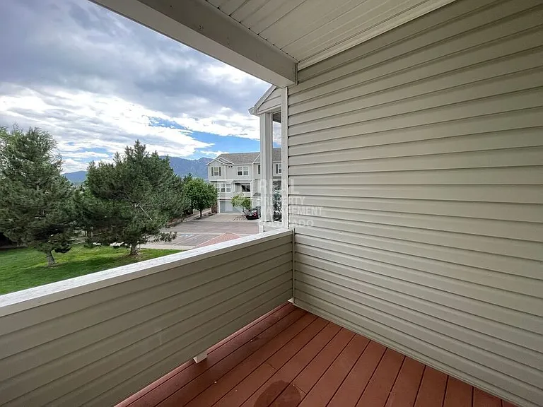 2608 Stonecrop Ridge Grv — Photo 9