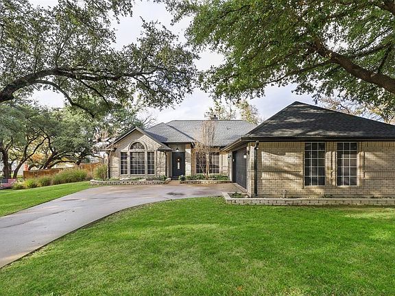 2nd image of 9128 Timber Oaks Dr