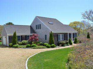 53 Dodgers Hole Rd, Edgartown, MA 02539