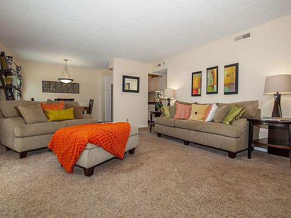 SPACIOUS OPEN FLOOR PLANS