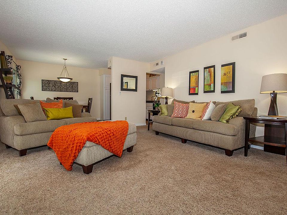 SPACIOUS OPEN FLOOR PLANS