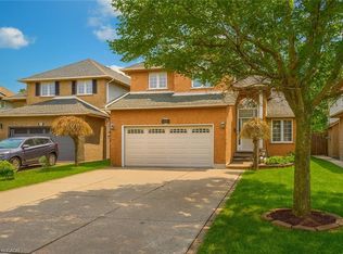 42 Hillgarden Dr, Hamilton, ON L8J 3R3