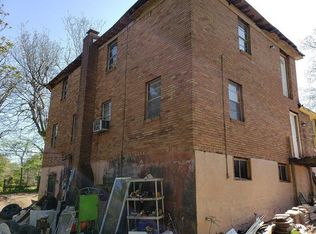 21 Shady Ln, Memphis, TN 38106