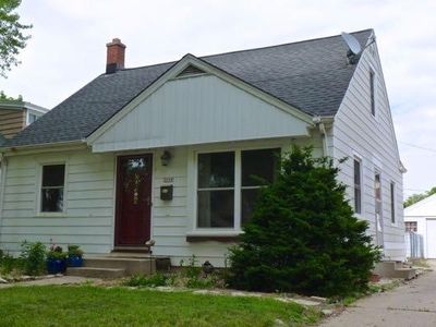 3008 N 72nd St, Milwaukee, WI, 53210