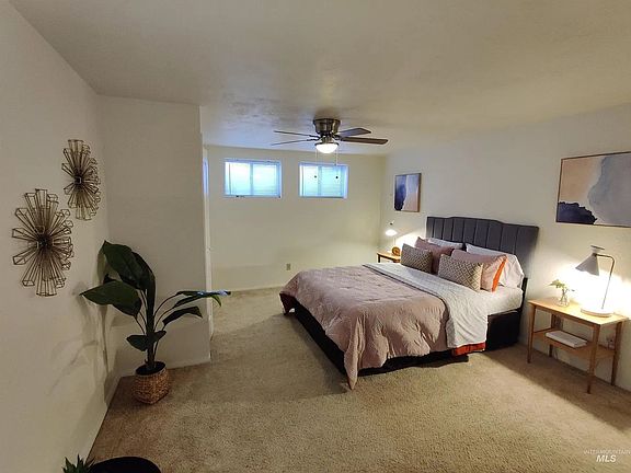5th image of 2649 S Lynx Ave #B