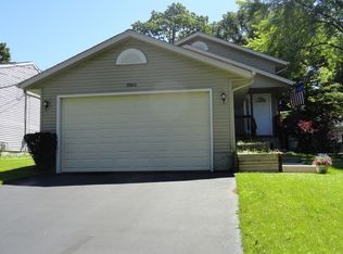 35811 N Helendale Rd, Ingleside, IL 60041